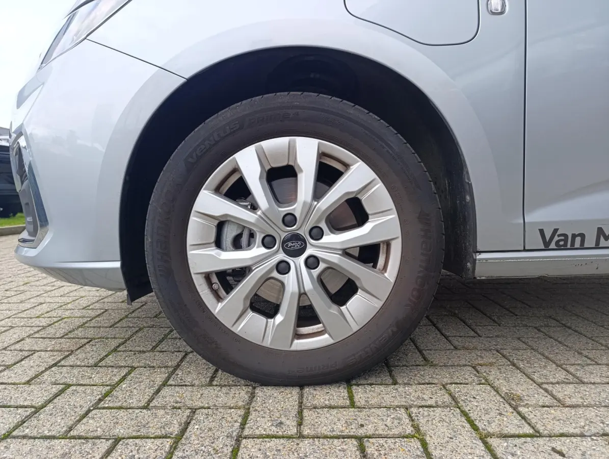 1.5 EcoBoost PHEV L2 Limited | Adaptieve Cruise | Voorruitverwarming | Dodehoekdetectie | Camera | PDC V+A | Navigatie