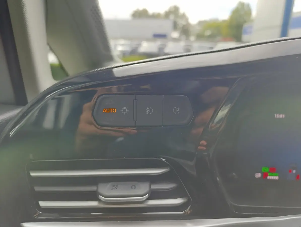 1.5 EcoBoost PHEV L2 Limited | Adaptieve Cruise | Voorruitverwarming | Dodehoekdetectie | Camera | PDC V+A | Navigatie