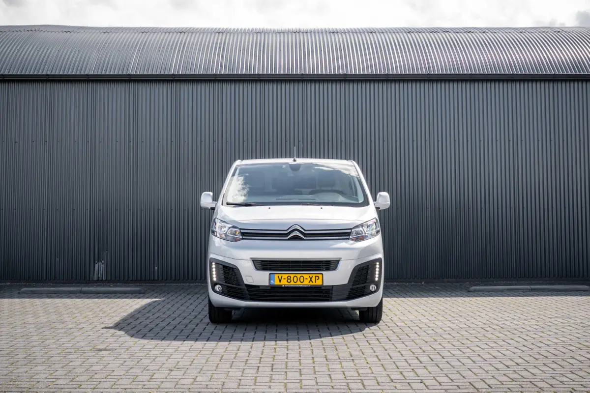 2.0 BlueHDi 120PK | Nieuwstaat | 3-Zits | Camera | Carplay | Cruise | PDC | Airco