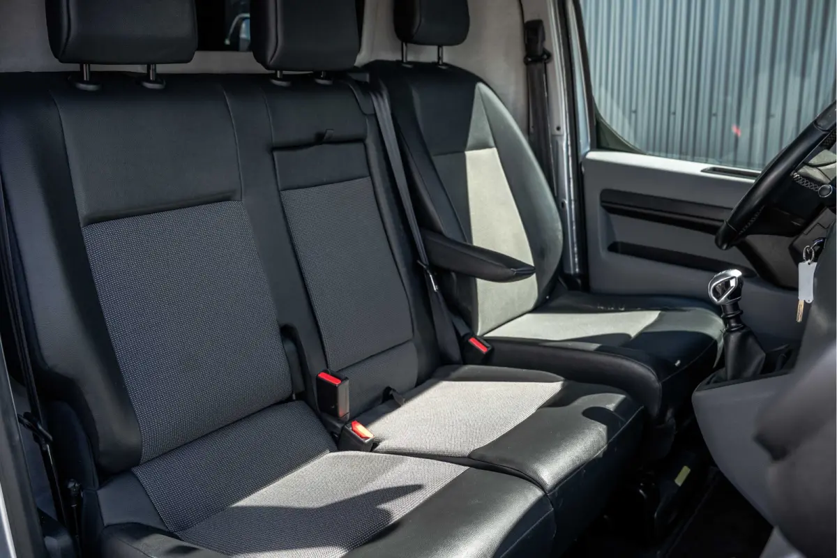 2.0 BlueHDi 120PK | Nieuwstaat | 3-Zits | Camera | Carplay | Cruise | PDC | Airco