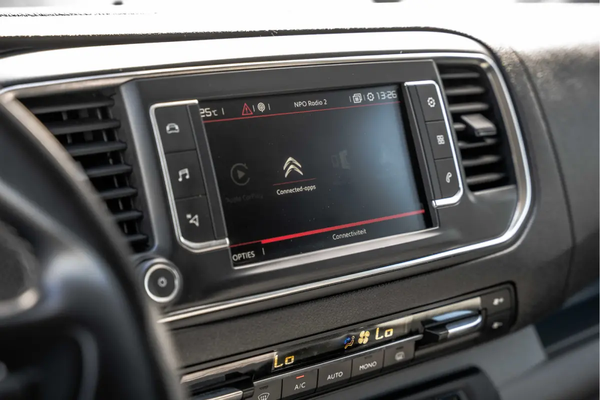 2.0 BlueHDi 120PK | Nieuwstaat | 3-Zits | Camera | Carplay | Cruise | PDC | Airco