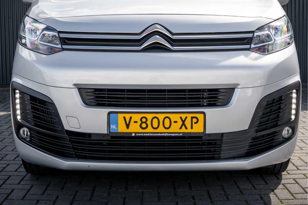 2.0 BlueHDi 120PK | Nieuwstaat | 3-Zits | Camera | Carplay | Cruise | PDC | Airco