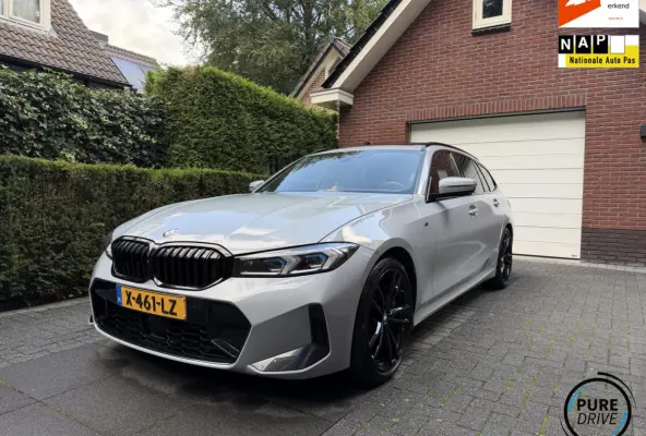 BMW 320i M Sport Edition|Pano |Adapt |H&K |Trek BMW 3-serie 320i M Sport Edition|Pano |Adapt |H&K |Trek |19"