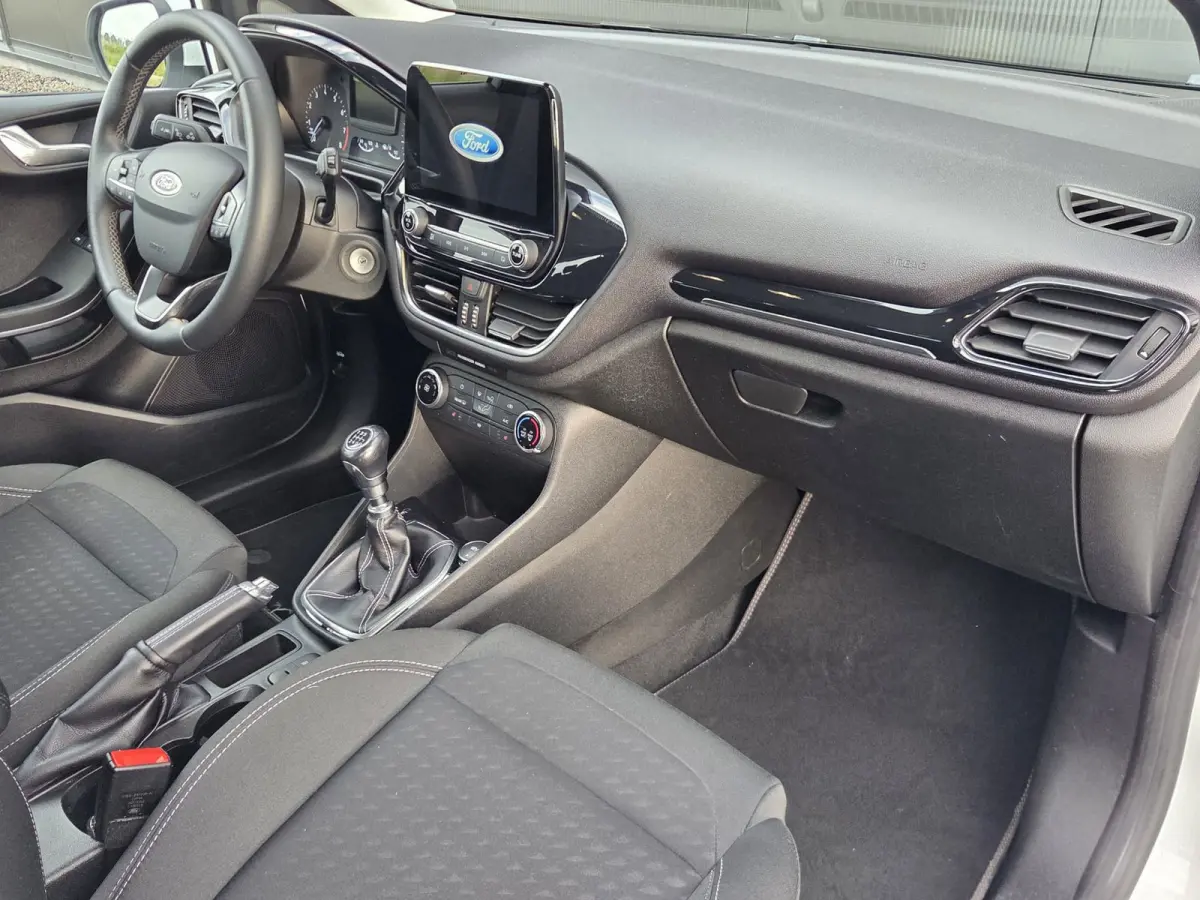 1.0 EcoBoost ST-Line Xenon