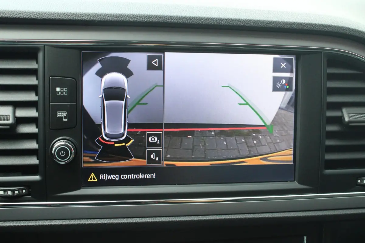1.0 TSI 115pk Style Ultimate Edition | All Seasonbanden | Keyless Entry | Camera Achter | Apple CarPlay/ Android Auto | Cruise Control | Navigatie