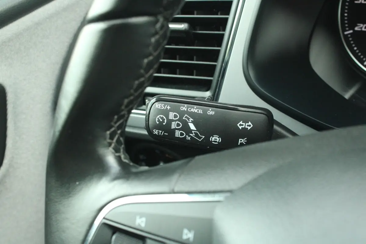 1.0 TSI 115pk Style Ultimate Edition | All Seasonbanden | Keyless Entry | Camera Achter | Apple CarPlay/ Android Auto | Cruise Control | Navigatie