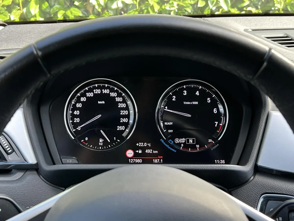 sDrive18i Executive Edition, NL AUTO, NAP LOGISCH, NAVIGATIE, CARPLAY, CLIMATE CONTROL, CRUISE CONTROL, HUD, KEYLESS, ELEKTRISCHE KOFFERKLEP, LICHTMETAAL 18"