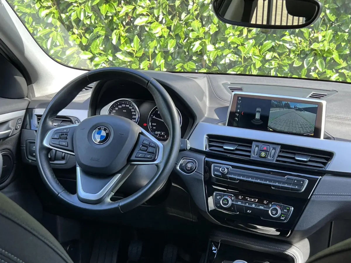 sDrive18i Executive Edition, NL AUTO, NAP LOGISCH, NAVIGATIE, CARPLAY, CLIMATE CONTROL, CRUISE CONTROL, HUD, KEYLESS, ELEKTRISCHE KOFFERKLEP, LICHTMETAAL 18"