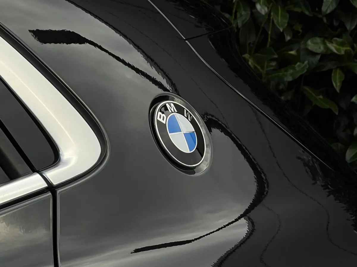 sDrive18i Executive Edition, NL AUTO, NAP LOGISCH, NAVIGATIE, CARPLAY, CLIMATE CONTROL, CRUISE CONTROL, HUD, KEYLESS, ELEKTRISCHE KOFFERKLEP, LICHTMETAAL 18"