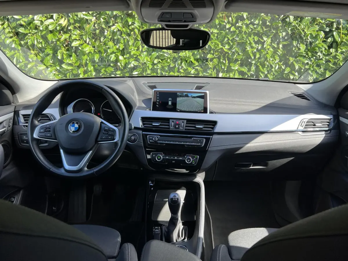 sDrive18i Executive Edition, NL AUTO, NAP LOGISCH, NAVIGATIE, CARPLAY, CLIMATE CONTROL, CRUISE CONTROL, HUD, KEYLESS, ELEKTRISCHE KOFFERKLEP, LICHTMETAAL 18"