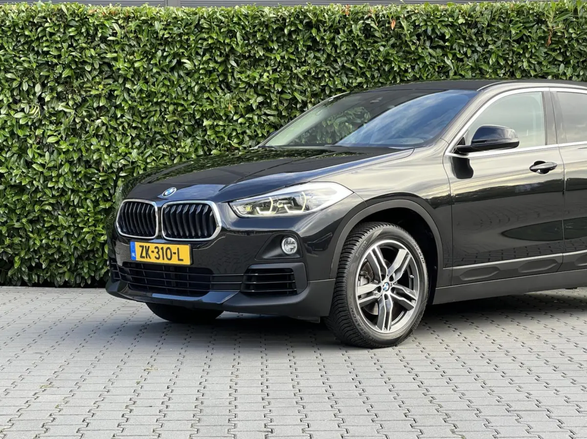 sDrive18i Executive Edition, NL AUTO, NAP LOGISCH, NAVIGATIE, CARPLAY, CLIMATE CONTROL, CRUISE CONTROL, HUD, KEYLESS, ELEKTRISCHE KOFFERKLEP, LICHTMETAAL 18"