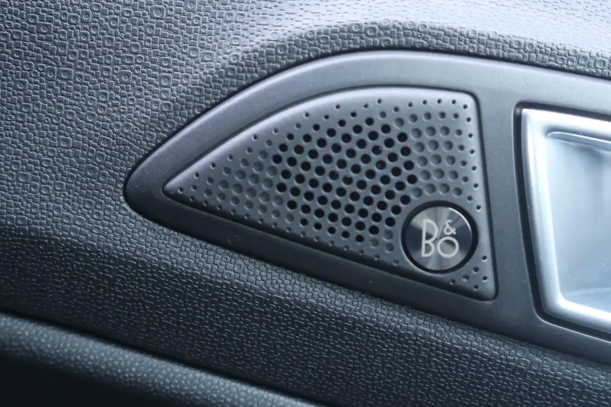 1.0 EcoBoost ST-Line | Cruise Control | Achteruitrij Camera | Pakeersensoren Voor/Achter | B&O | Dodehoeksdetectie | Navigatie |