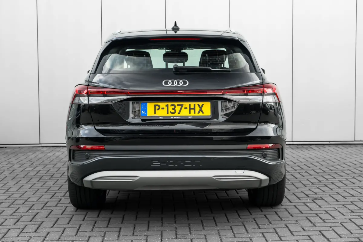 40 Launch edition Advanced 77 kWh 204PK | Stoelverwarming | Cruise control | Elektrische achterklep | Apple Carplay / Android Auto