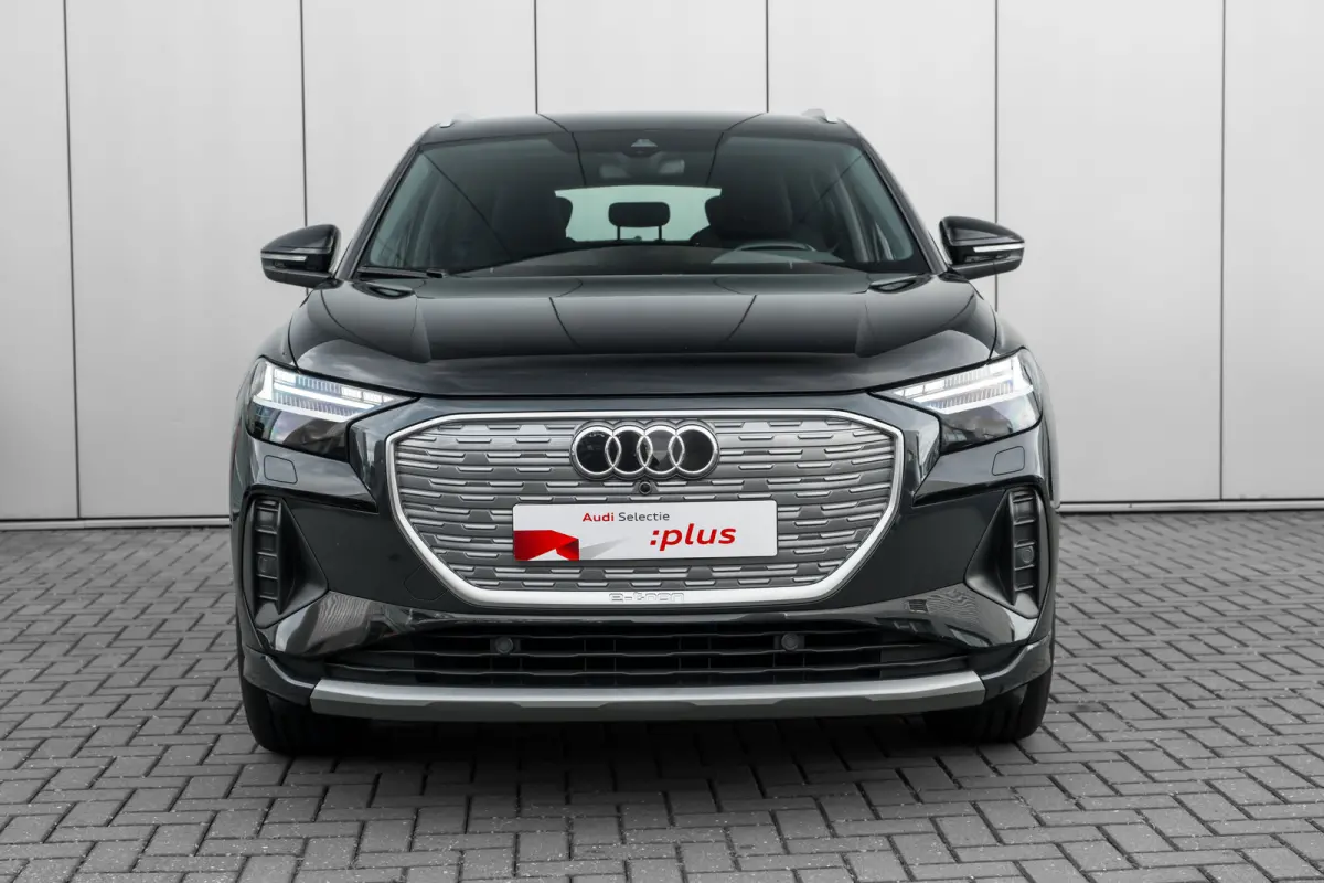 40 Launch edition Advanced 77 kWh 204PK | Stoelverwarming | Cruise control | Elektrische achterklep | Apple Carplay / Android Auto