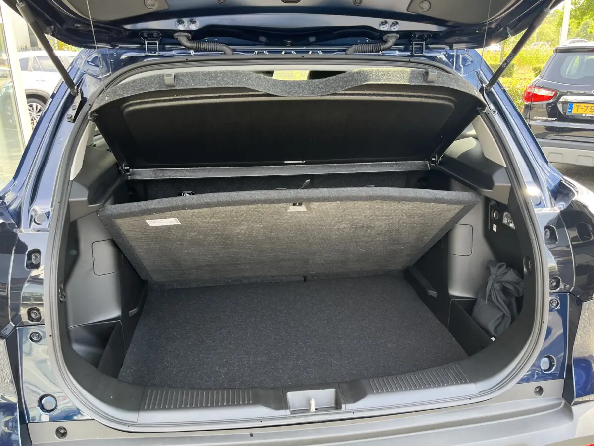 1.4 Boosterjet Special Edition Smart Hybrid | Meerdere kleuren leverbaar | €2.000,- voordeel |