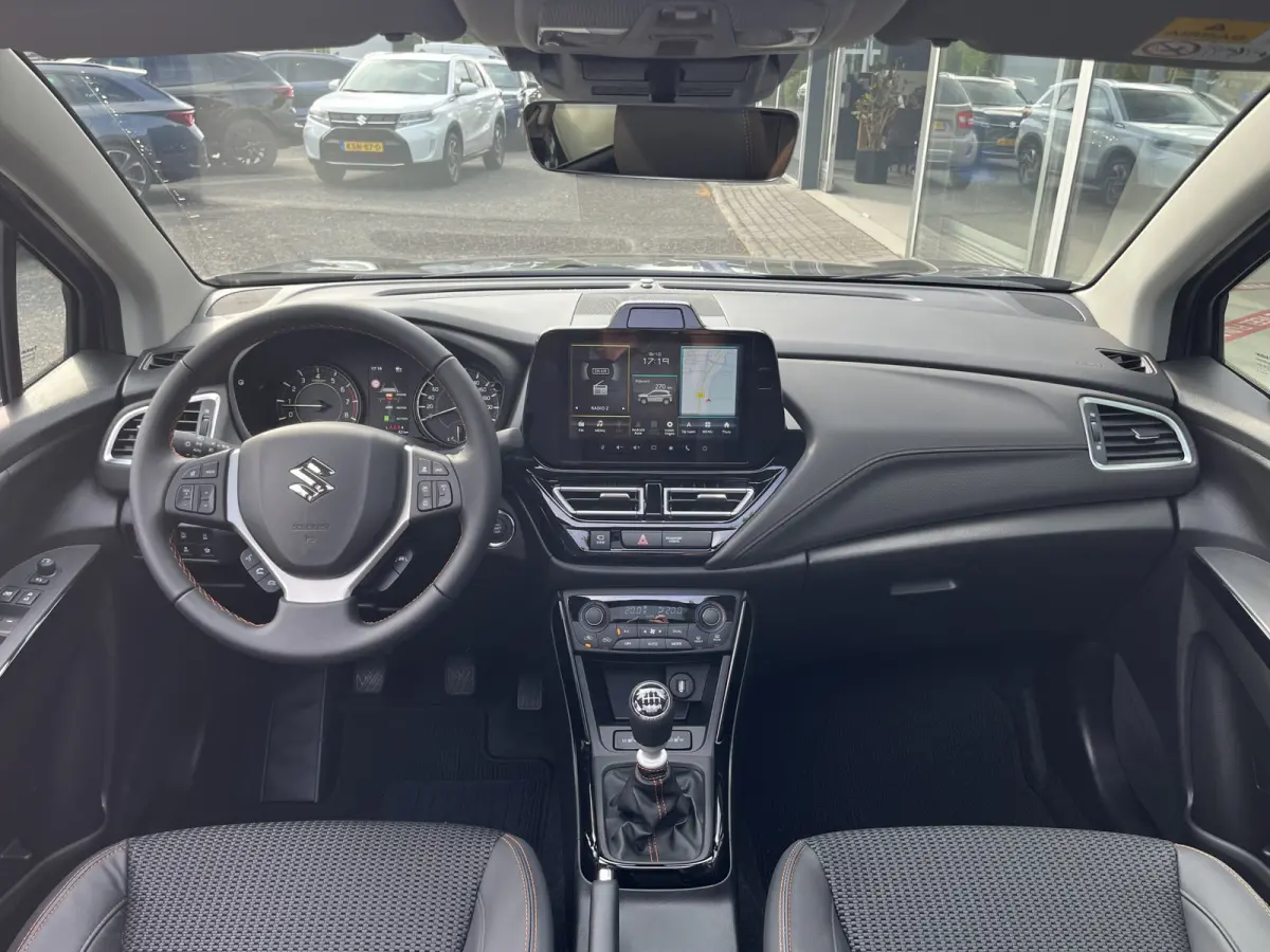 1.4 Boosterjet Special Edition Smart Hybrid | Meerdere kleuren leverbaar |