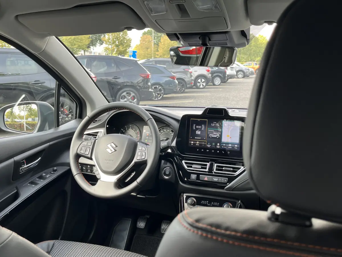 1.4 Boosterjet Special Edition Smart Hybrid Automaat | Meerdere kleuren leverbaar |
