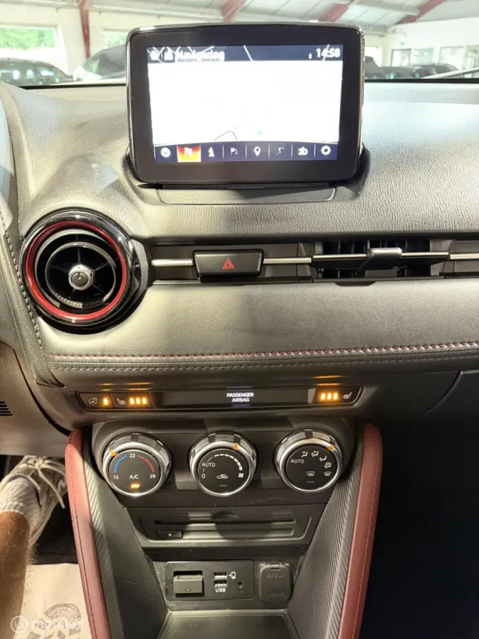 2.0L SKYACTIV-G AUT/CLIMA/CRUISE/TREKHAAK/HUD/APK