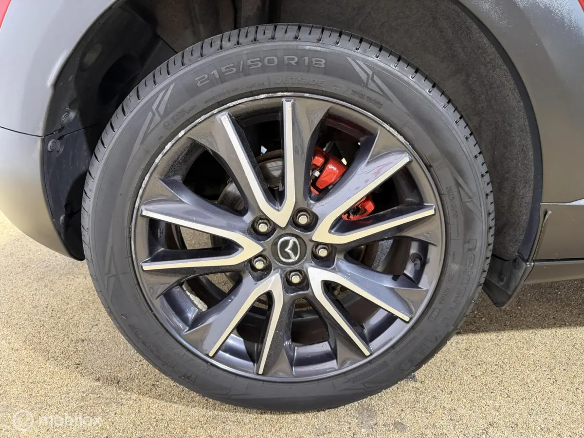 2.0L SKYACTIV-G AUT/CLIMA/CRUISE/TREKHAAK/HUD/APK