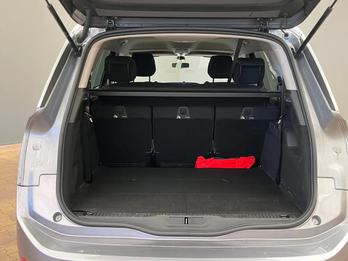 1.2 Turbo 130PK Feel Panoramische voorruit | Camera | Parkeersensoren voor & achter | Navi | Apple/Android Carplay | Achteruitrijcamera | Airco (automatisch) | Apple Carplay/Android Auto|tel