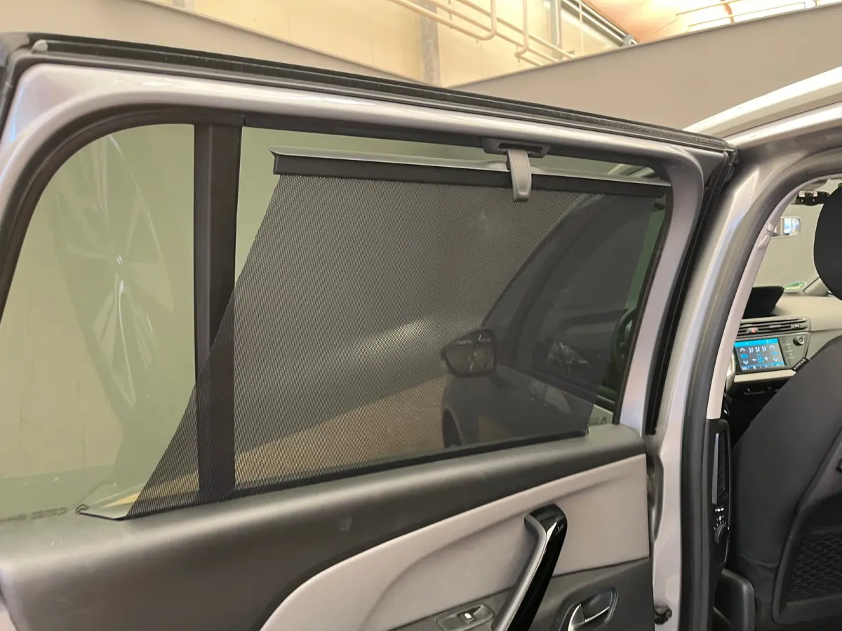 1.2 Turbo 130PK Feel Panoramische voorruit | Camera | Parkeersensoren voor & achter | Navi | Apple/Android Carplay | Achteruitrijcamera | Airco (automatisch) | Apple Carplay/Android Auto|tel
