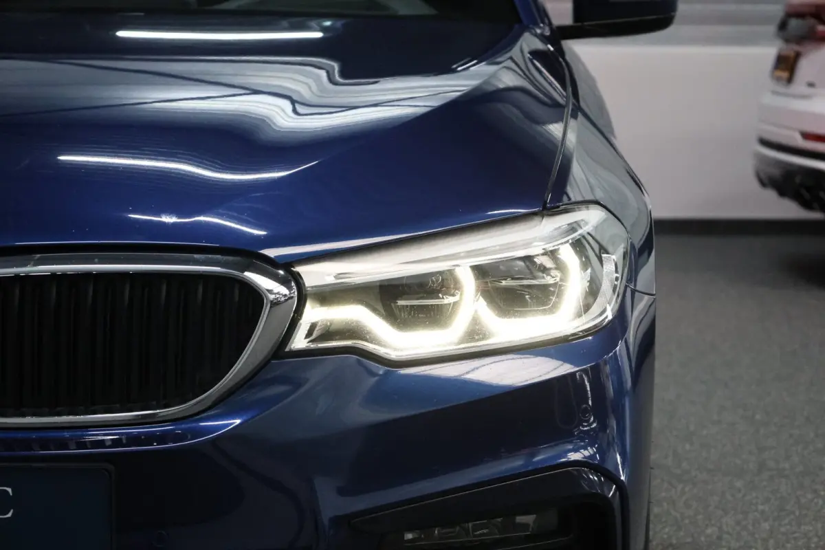 540i xDrive M-Sport LED/VIRTUAL/SFEER/PANO/LEER+S.VERWARMING+MEMORY/19" LMV/360/ACC/ECC/12 MND GARANTIE!