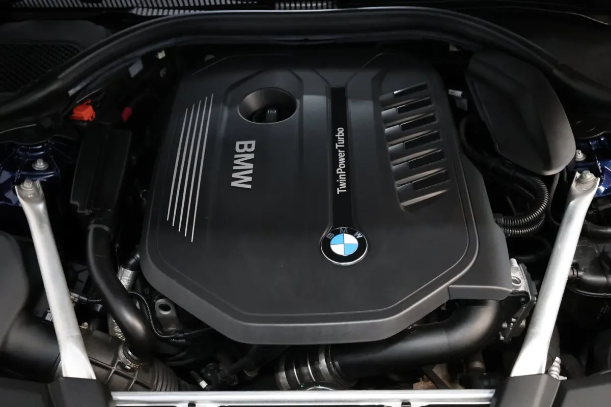 540i xDrive M-Sport LED/VIRTUAL/SFEER/PANO/LEER+S.VERWARMING+MEMORY/19" LMV/360/ACC/ECC/12 MND GARANTIE!