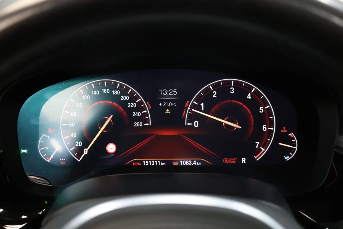540i xDrive M-Sport LED/VIRTUAL/SFEER/PANO/LEER+S.VERWARMING+MEMORY/19" LMV/360/ACC/ECC/12 MND GARANTIE!