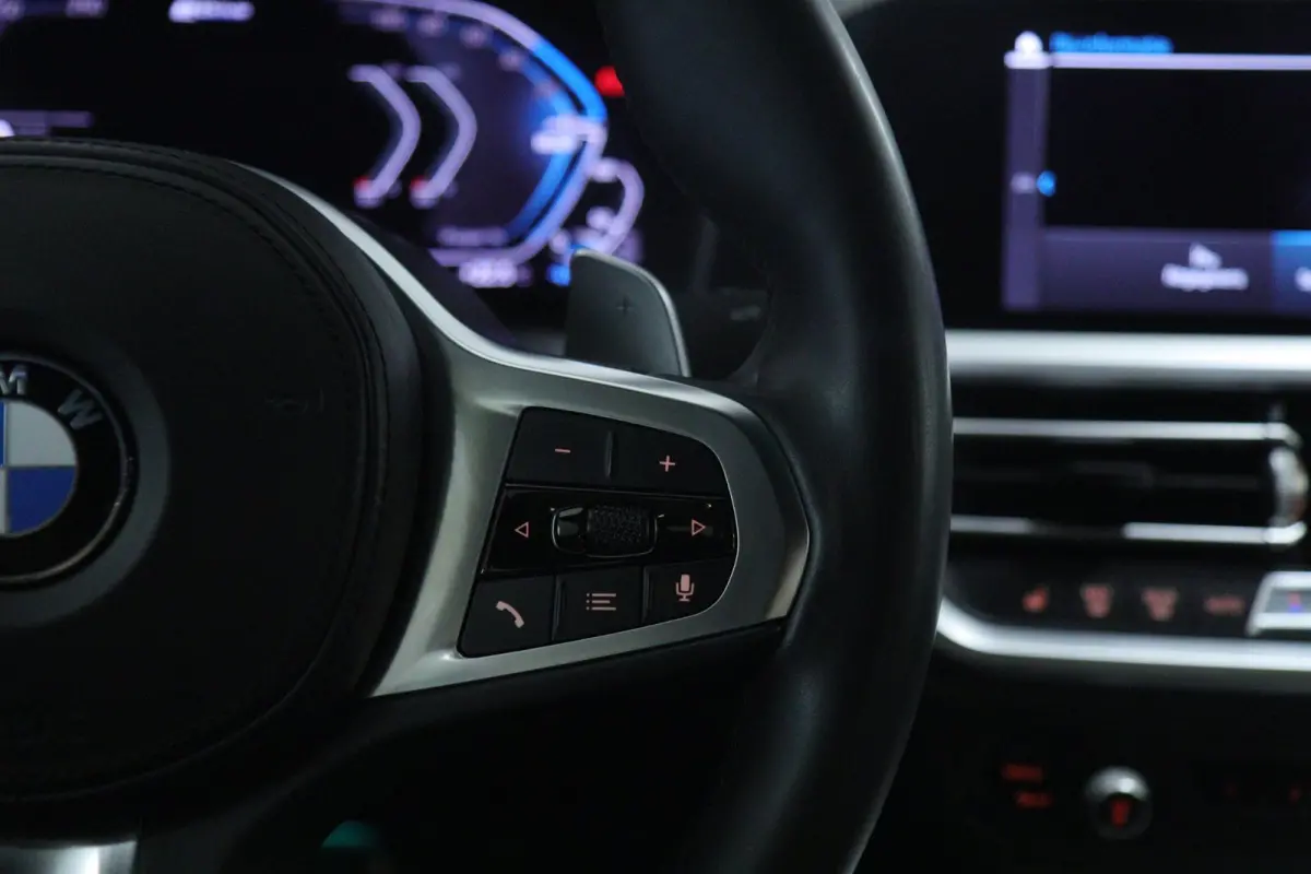 330e High Executive M Sport /PANO/SFEER/CARPLAY/CAM/BOMVOL