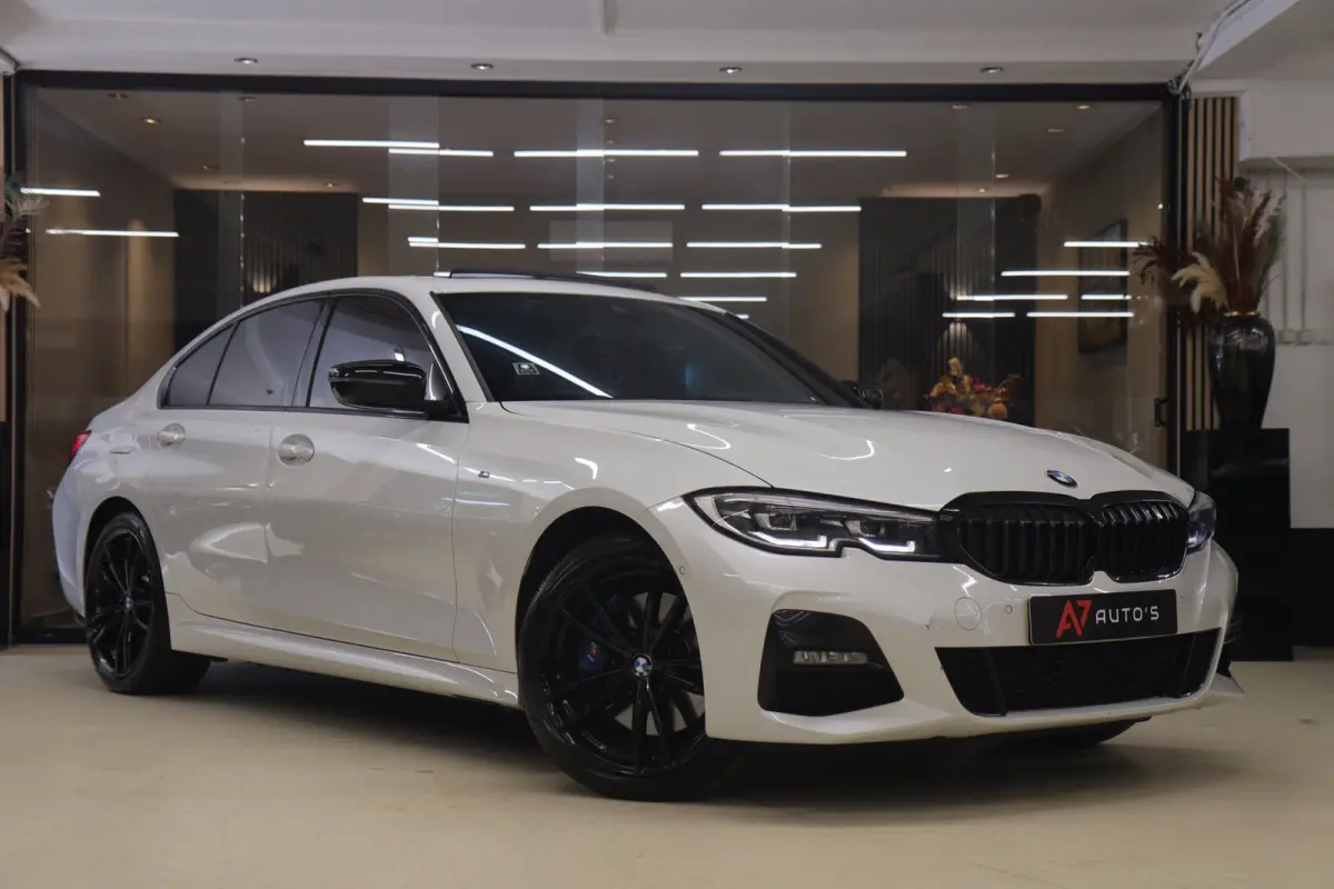 330e High Executive M Sport /PANO/SFEER/CARPLAY/CAM/BOMVOL