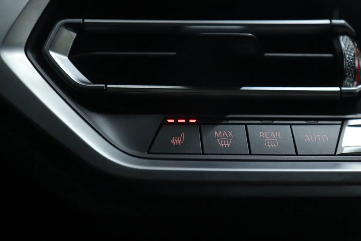 330e High Executive M Sport /PANO/SFEER/CARPLAY/CAM/BOMVOL