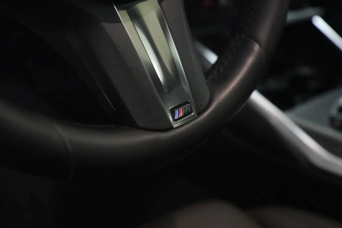 330e High Executive M Sport /PANO/SFEER/CARPLAY/CAM/BOMVOL