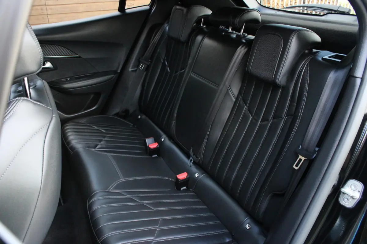 1.2 PureTech GT PANO | MASSAGE | LEDER | STOELV.