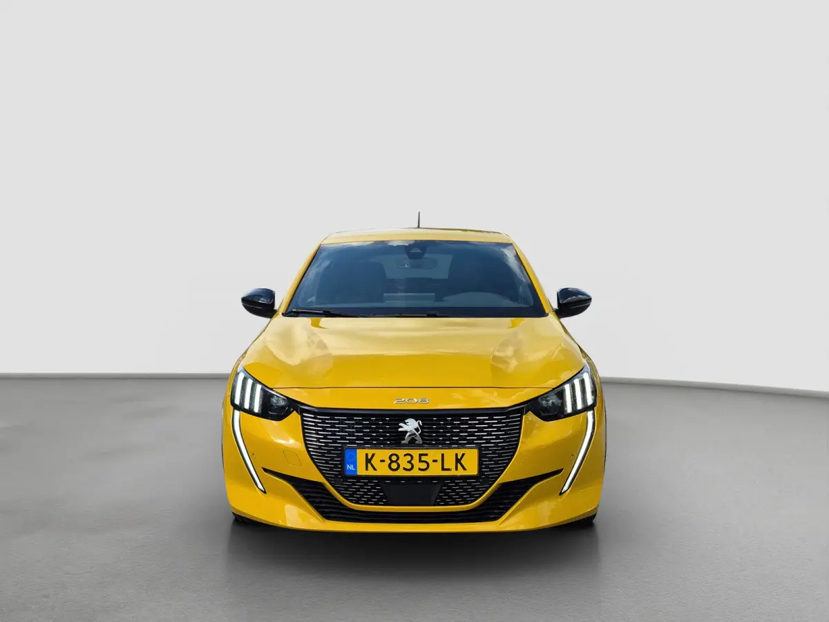 1.2 PURETECH 100PK 5-DRS GT-LINE Trekhaak afneembaar | Camera | LED | Parkeersensoren | Full map navigatie | Carplay/android auto |