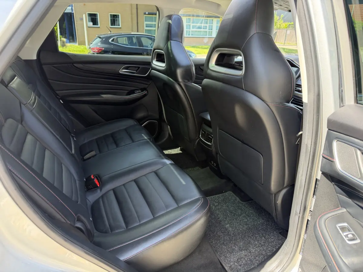 1.5 TGDI Luxury Schuifdak