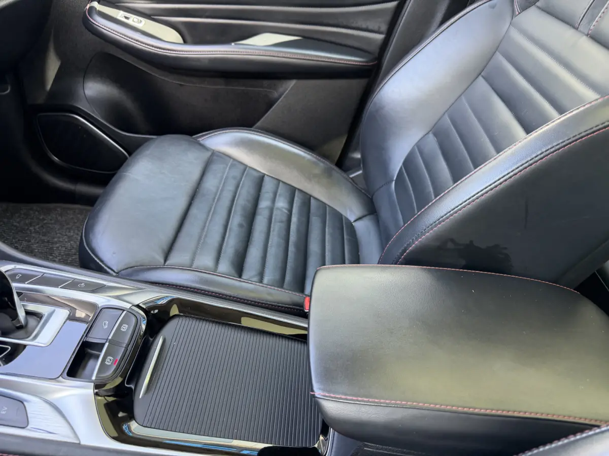 1.5 TGDI Luxury Schuifdak