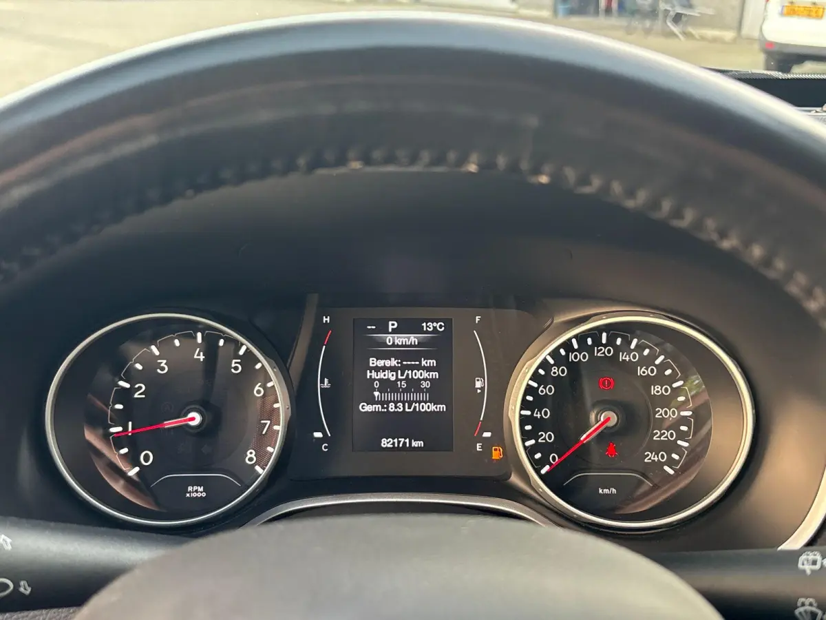 1.3T Longitude | Navigatie | Camera | Climate Control | Cruise Control | LMV 19"| Trekhaak |