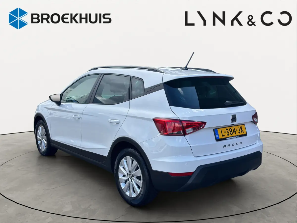 1.0 TSI Style Business Intense | Achteruitrijcamera | Apple Carplay/Android Auto | Cruise control adaptief |