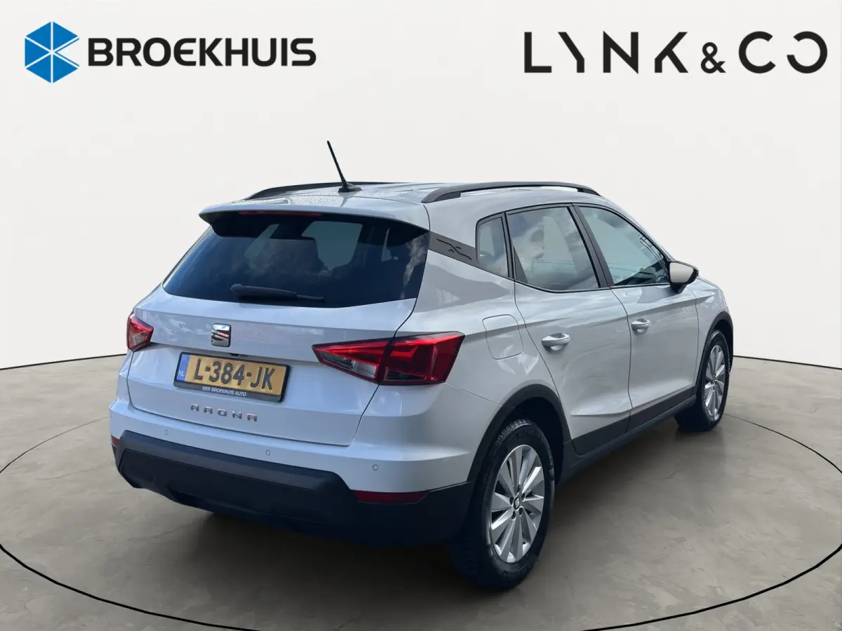 1.0 TSI Style Business Intense | Achteruitrijcamera | Apple Carplay/Android Auto | Cruise control adaptief |