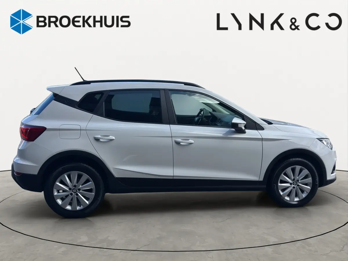1.0 TSI Style Business Intense | Achteruitrijcamera | Apple Carplay/Android Auto | Cruise control adaptief |