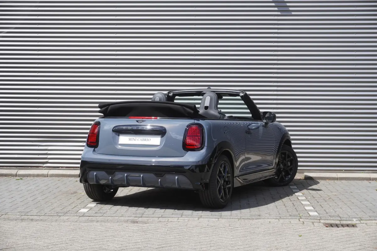 C | John Cooper Works Uitvoering + Pakket L
