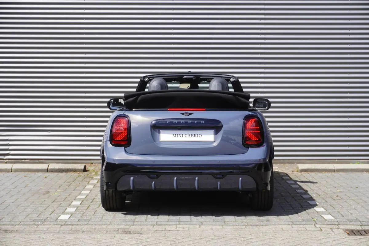 C | John Cooper Works Uitvoering + Pakket L