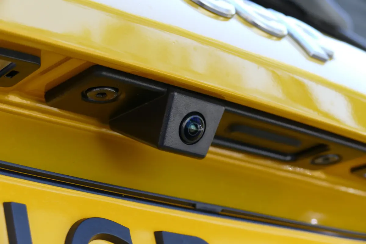 1.2 e-Hybrid Summit | Achteruitrijcamera | Airco (automatisch) | Apple Carplay/Android Auto|telefoonintegratie premium