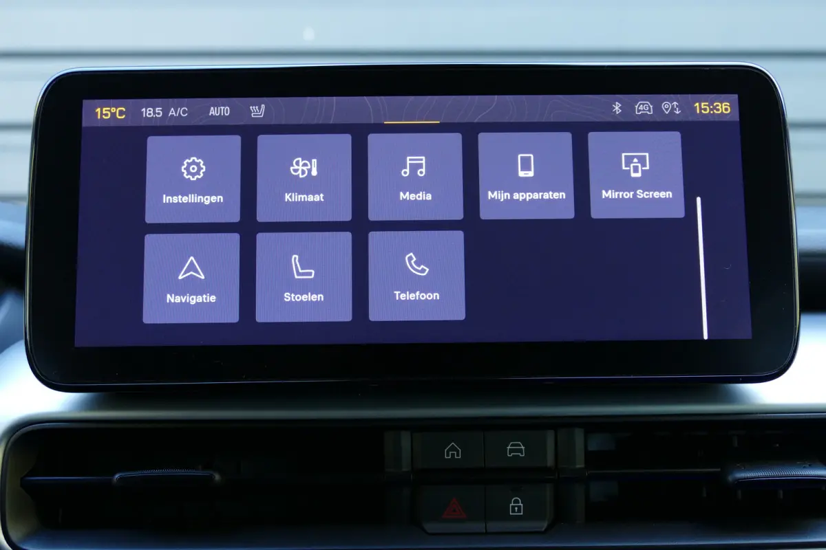 1.2 e-Hybrid Summit | Achteruitrijcamera | Airco (automatisch) | Apple Carplay/Android Auto|telefoonintegratie premium