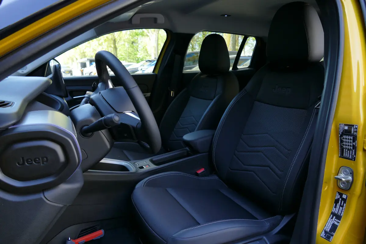1.2 e-Hybrid Summit | Achteruitrijcamera | Airco (automatisch) | Apple Carplay/Android Auto|telefoonintegratie premium