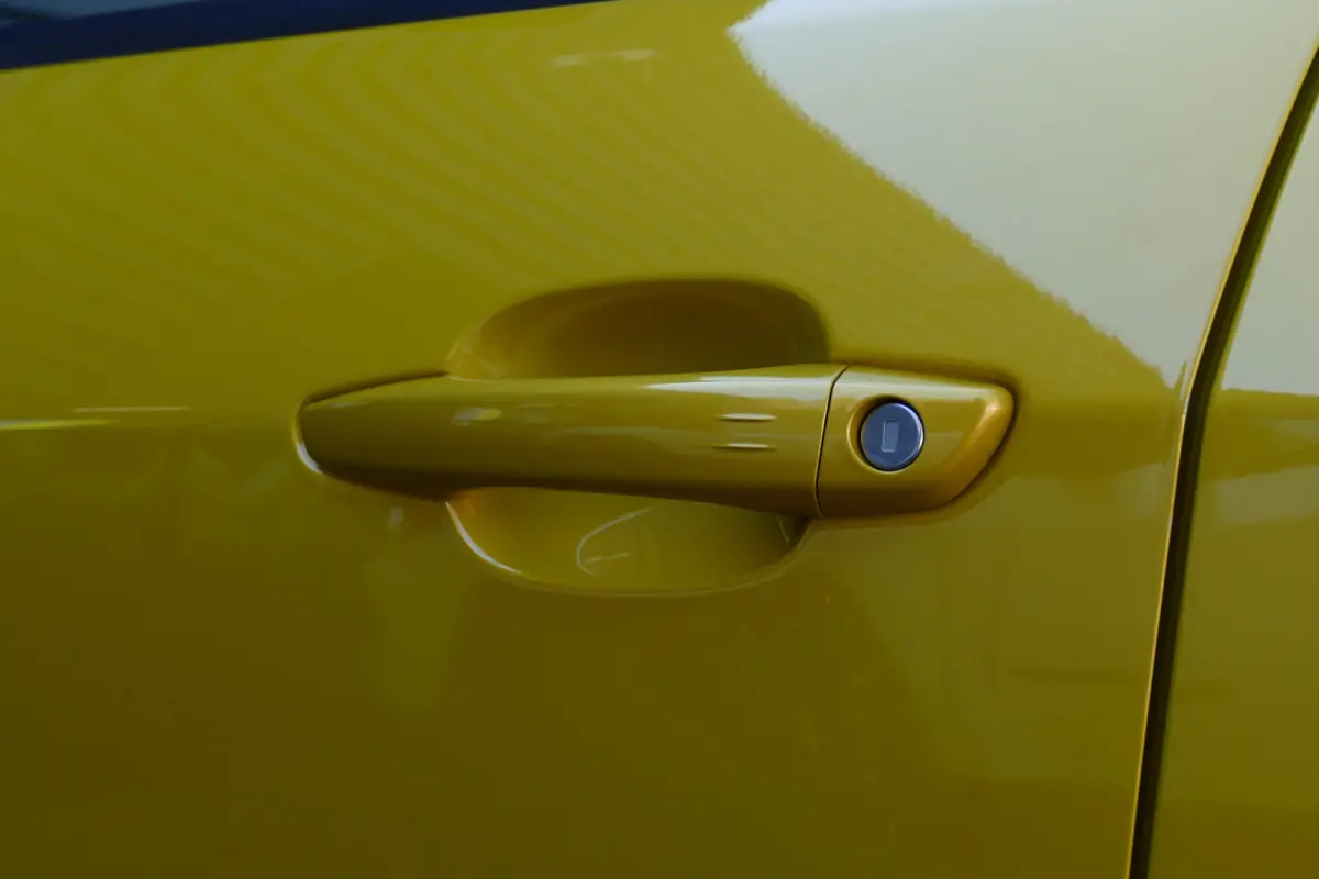 1.2 e-Hybrid Summit | Achteruitrijcamera | Airco (automatisch) | Apple Carplay/Android Auto|telefoonintegratie premium