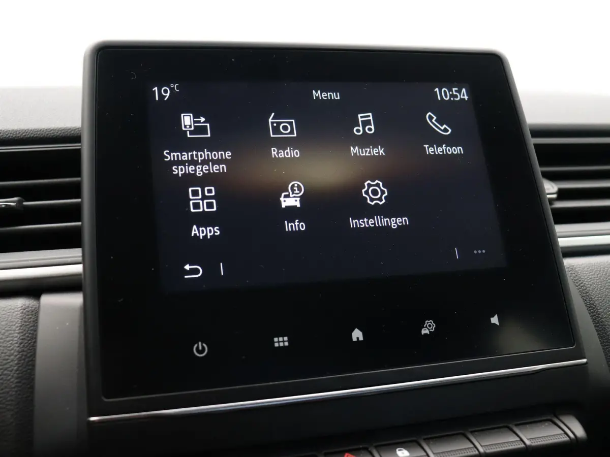 TCe 90pk techno | Cruise Control | Apple Carplay | Android auto | 17" LMV | Parkeersensoren achter |