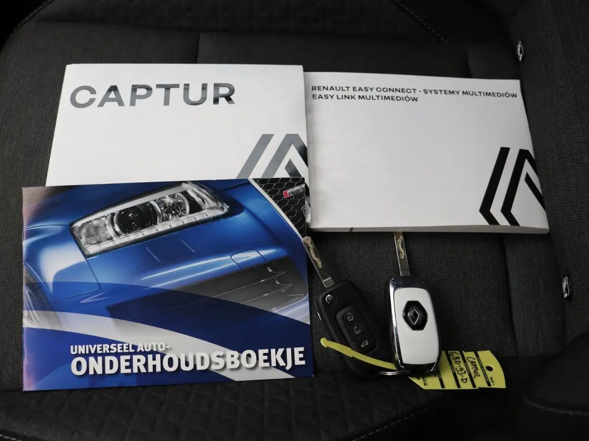 TCe 90pk techno | Cruise Control | Apple Carplay | Android auto | 17" LMV | Parkeersensoren achter |