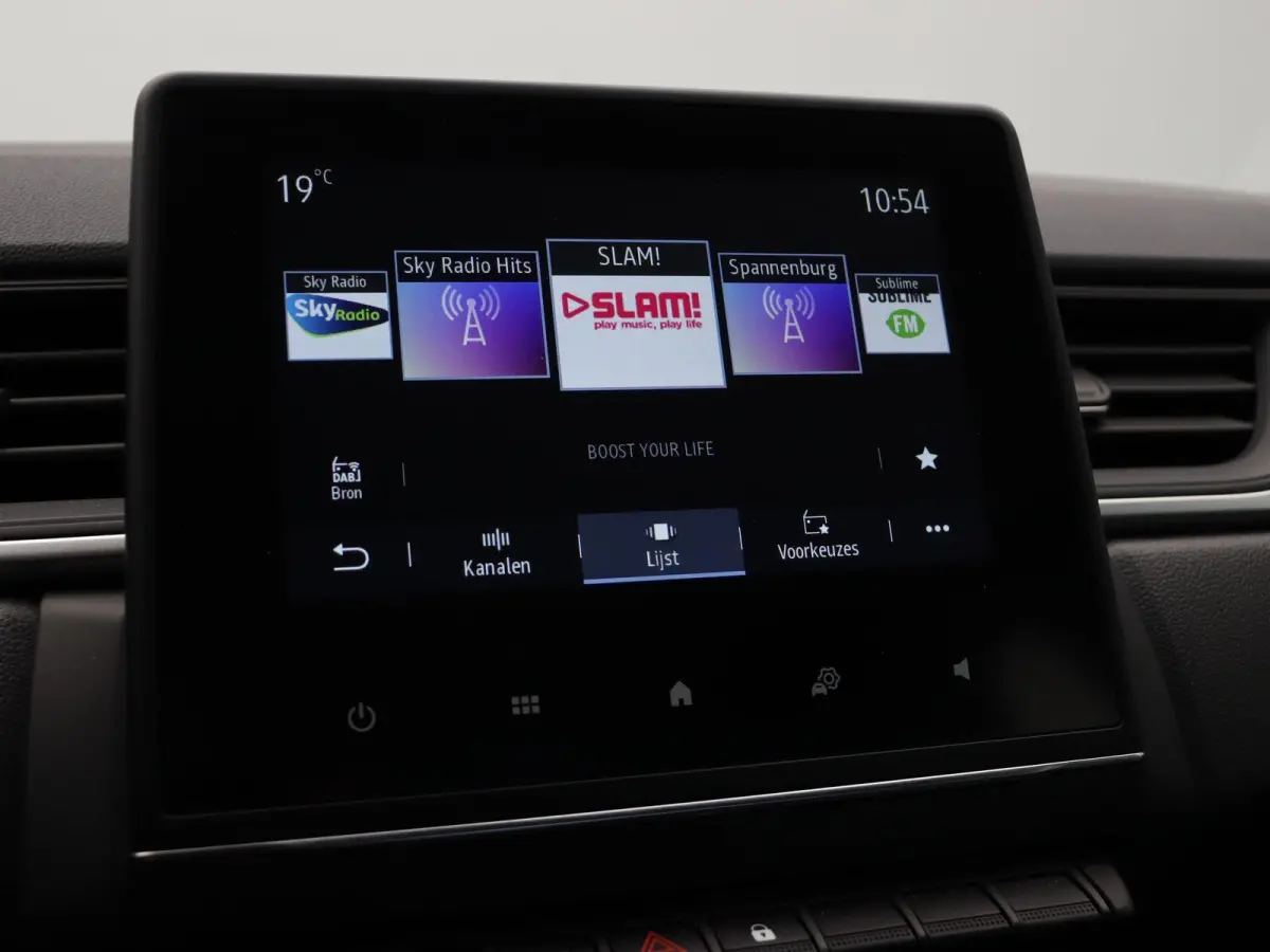 TCe 90pk techno | Cruise Control | Apple Carplay | Android auto | 17" LMV | Parkeersensoren achter |