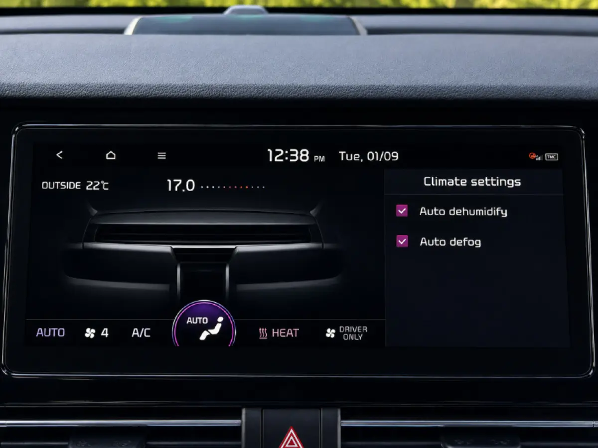 DynamicPlusLine 64 kWh SOH 94,1% | Trekhaak | Schuif-Kanteldak | Adaptive Cruise | 3-Fase 11kW | Stoel- & Stuurverwarming | LED | Camera | Keyless | Lane Assist | Apple CarPlay | 1e Eigenaar
